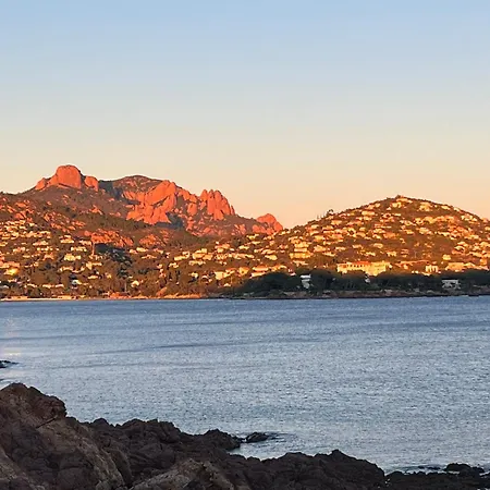 Apartment Climatise Vue A Proximite De La *