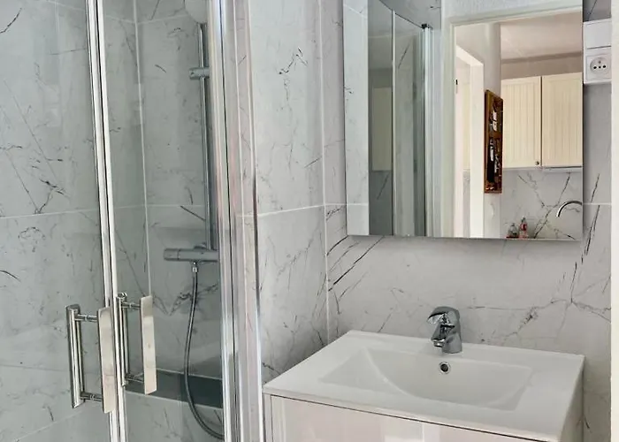 Climatisé Vue à Proximité De La * Saint-Raphaël